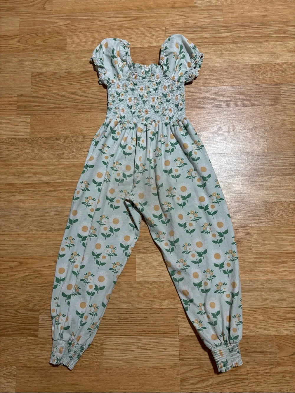 “Sweet Honey” smocked romper size 6 (Read Description)